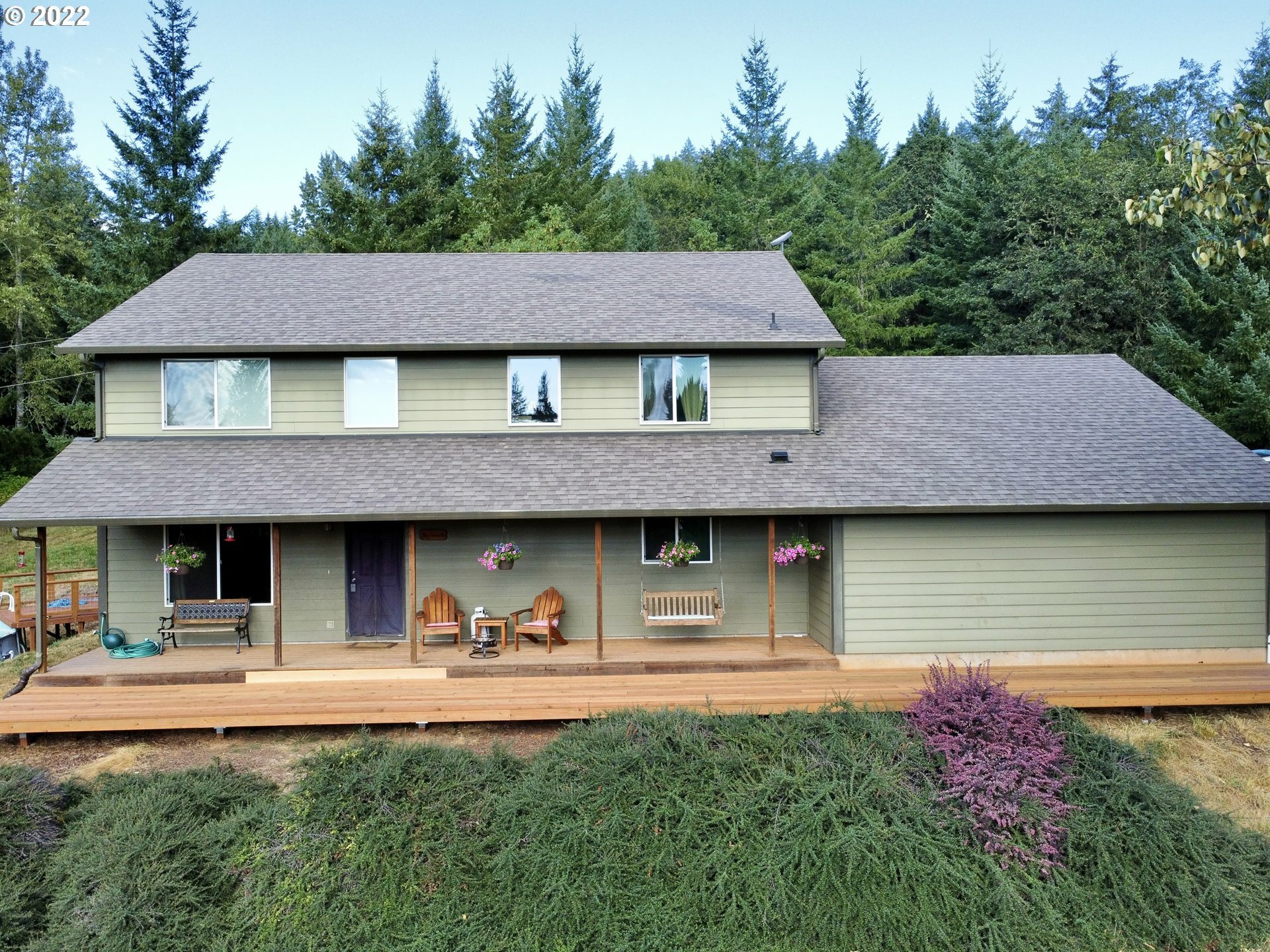 Property Photo: 27842 Briggs Hill Rd OR 97405