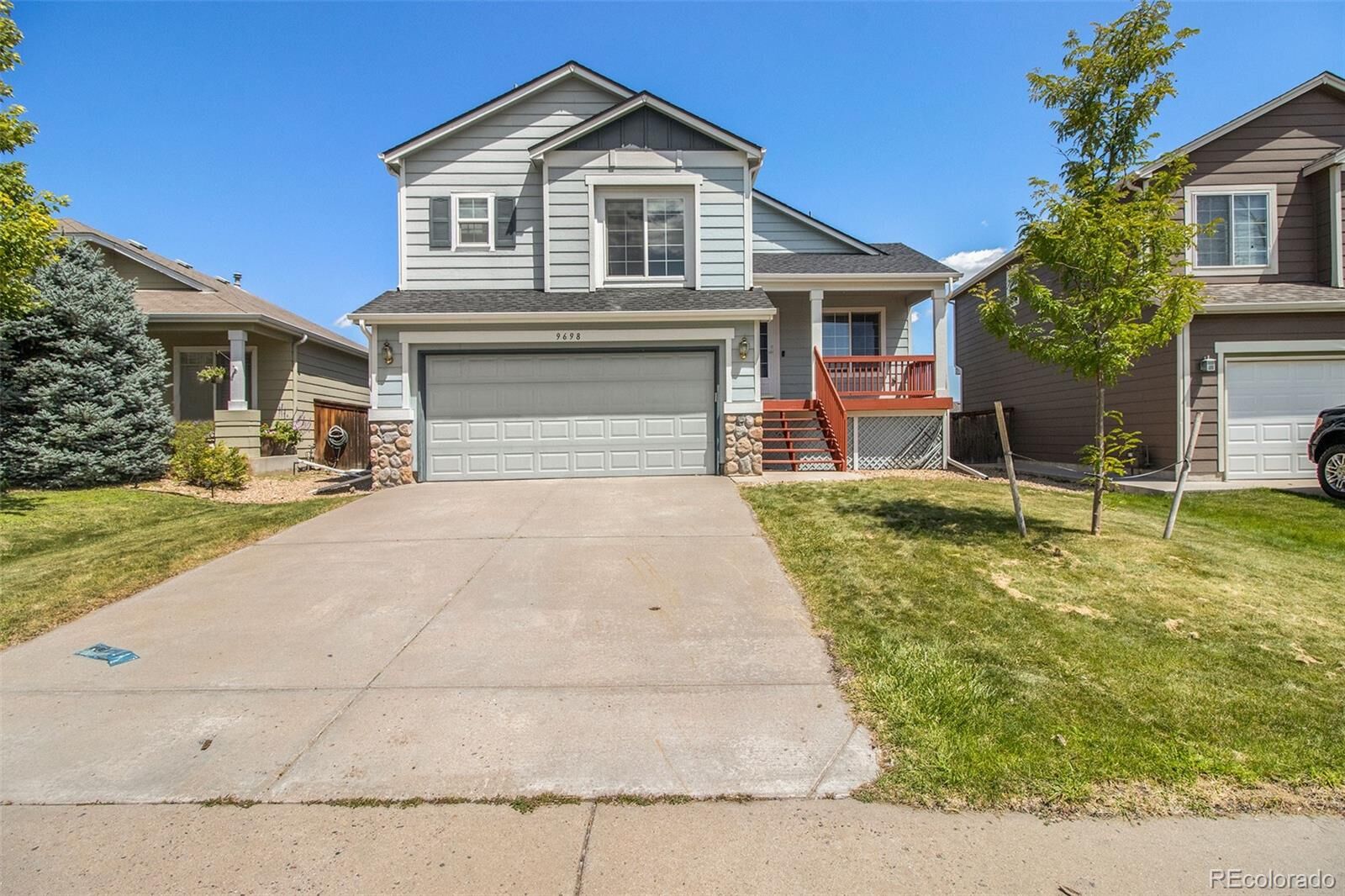 Property Photo: 9698 Queenscliffe Drive CO 80130