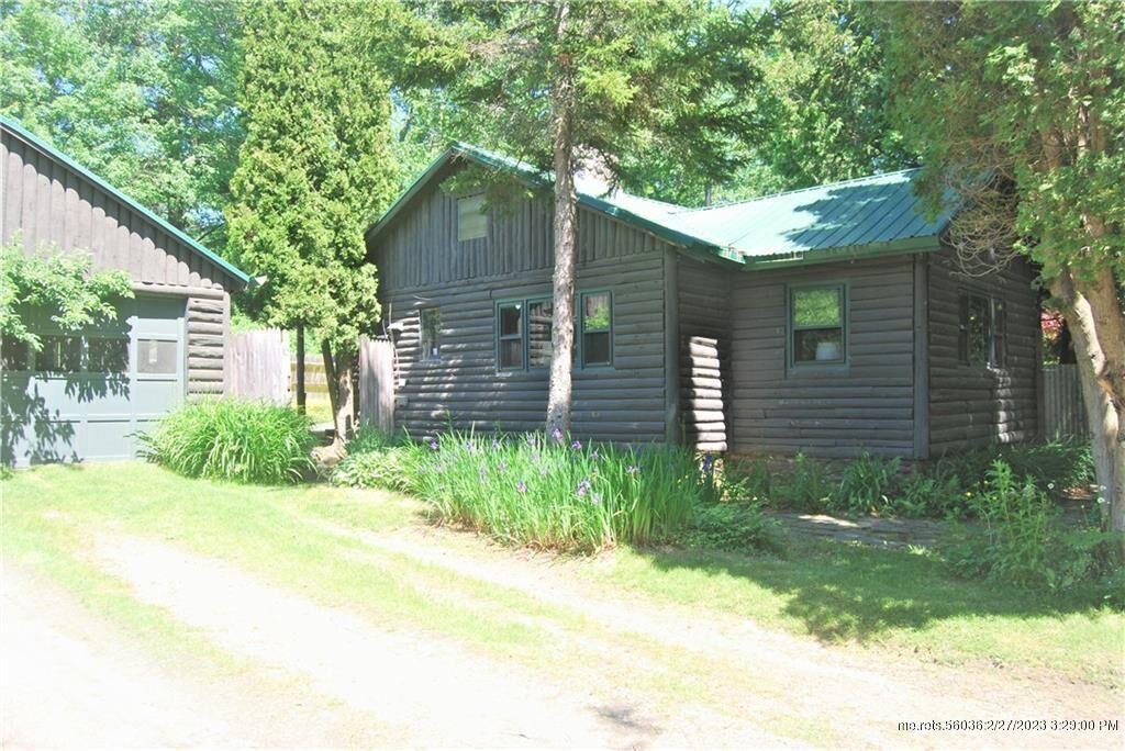 Property Photo:  320 Black Point Road  ME 04074 