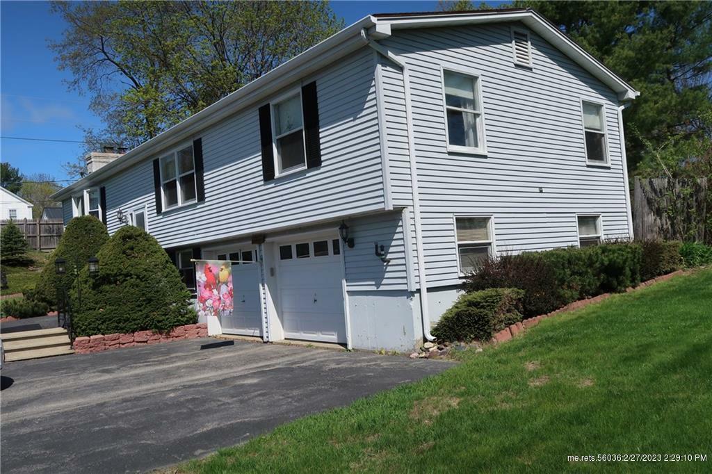 Property Photo: 3 Mayflower Road ME 04330
