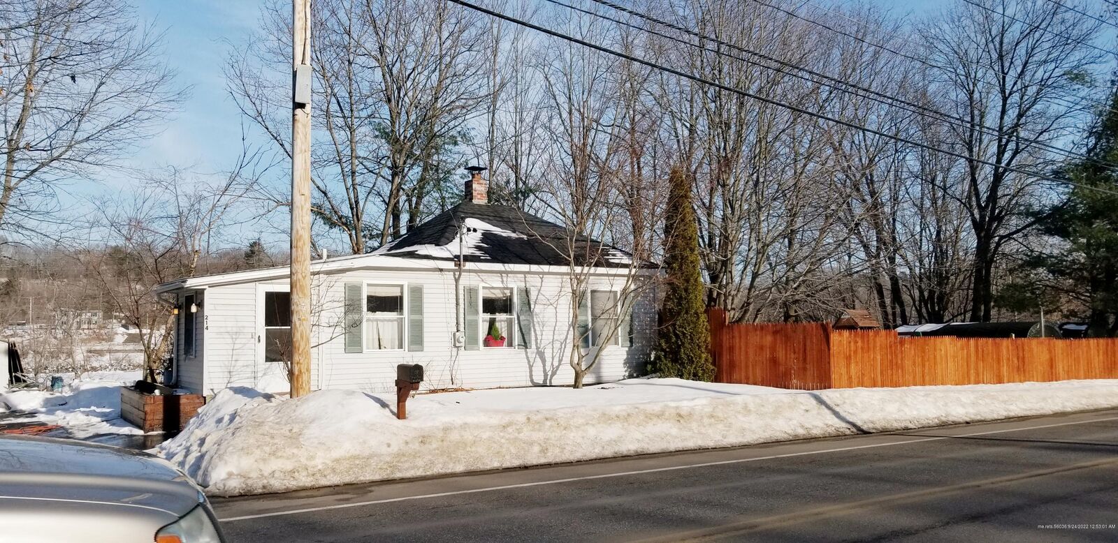 Property Photo:  214 Riverside Drive  ME 04210 