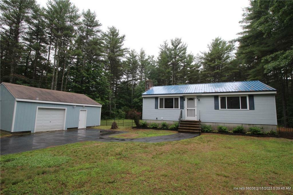 Property Photo:  2904 Sanford Road  ME 04090 