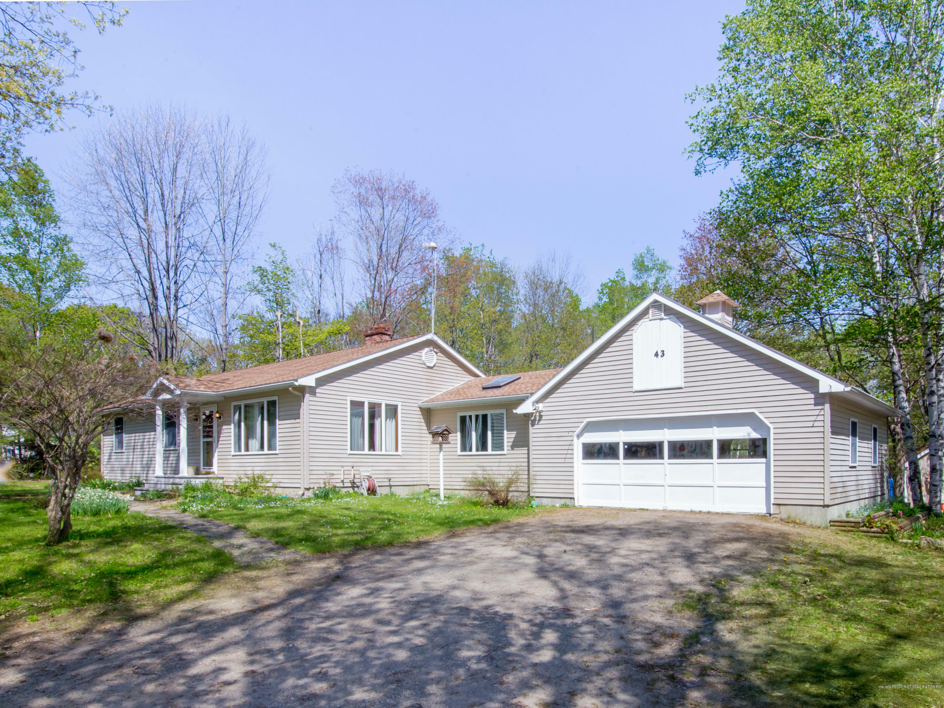 Property Photo:  43 Hunts Meadow Road  ME 04353 