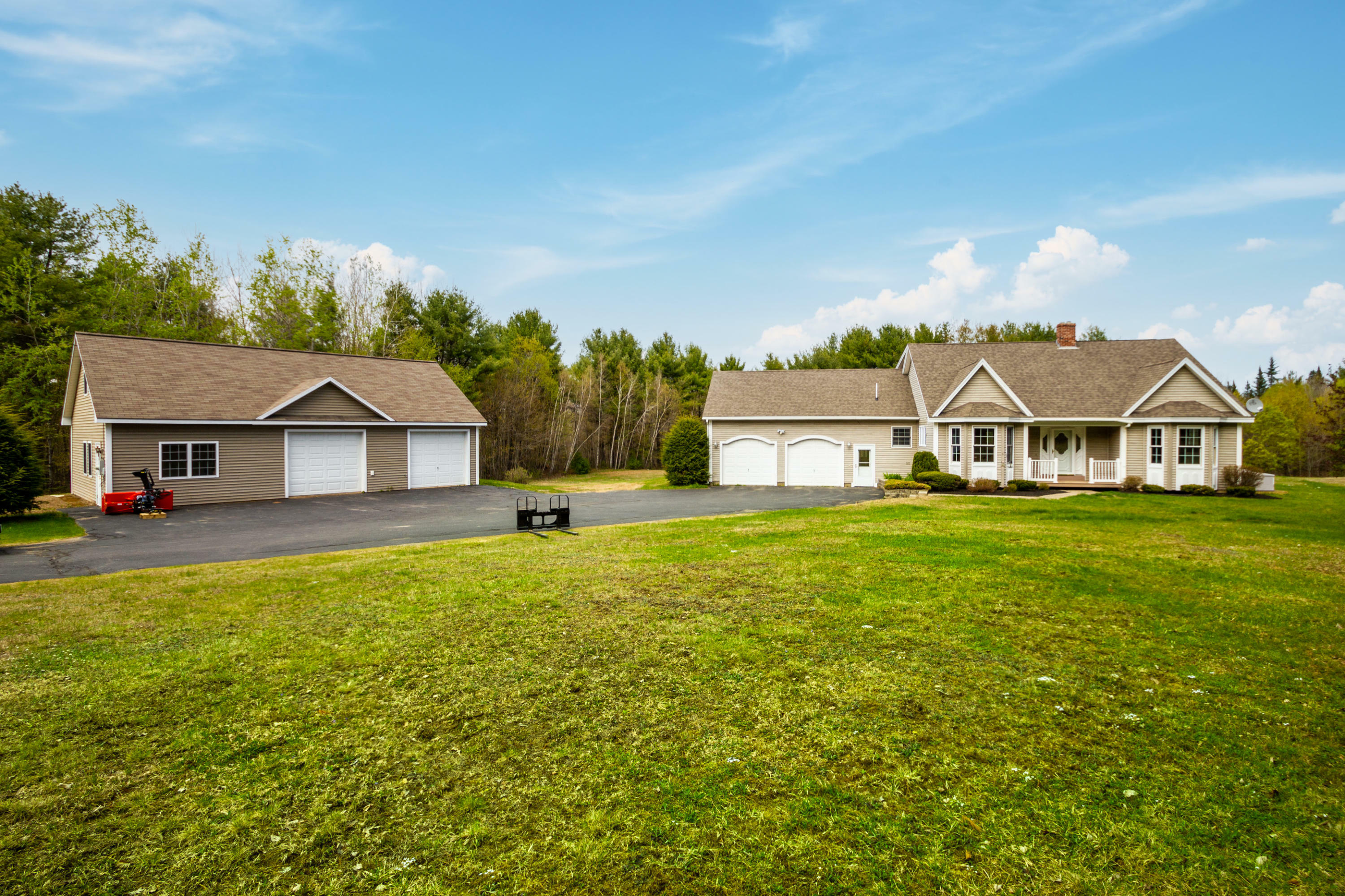 Property Photo: 2421 Belgrade Road ME 04330