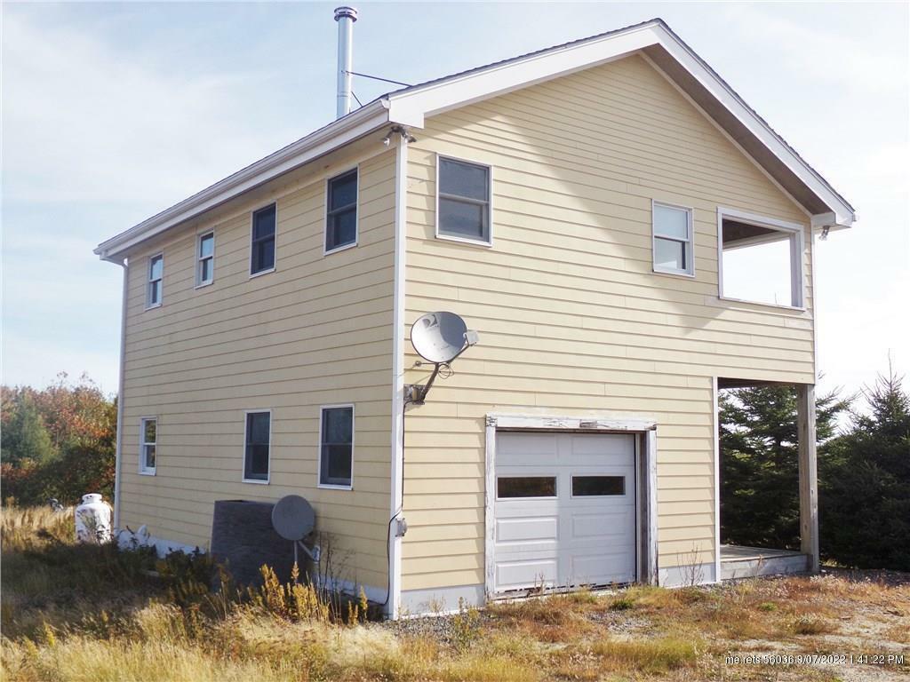 Property Photo:  373 Sedgwick Ridge Road  ME 04676 