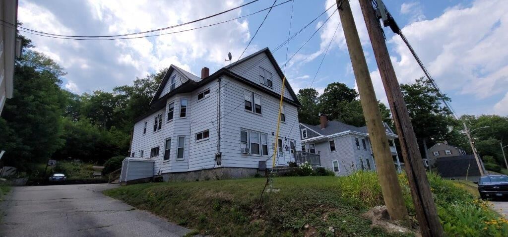 Property Photo: 325 Penobscot Street ME 04276