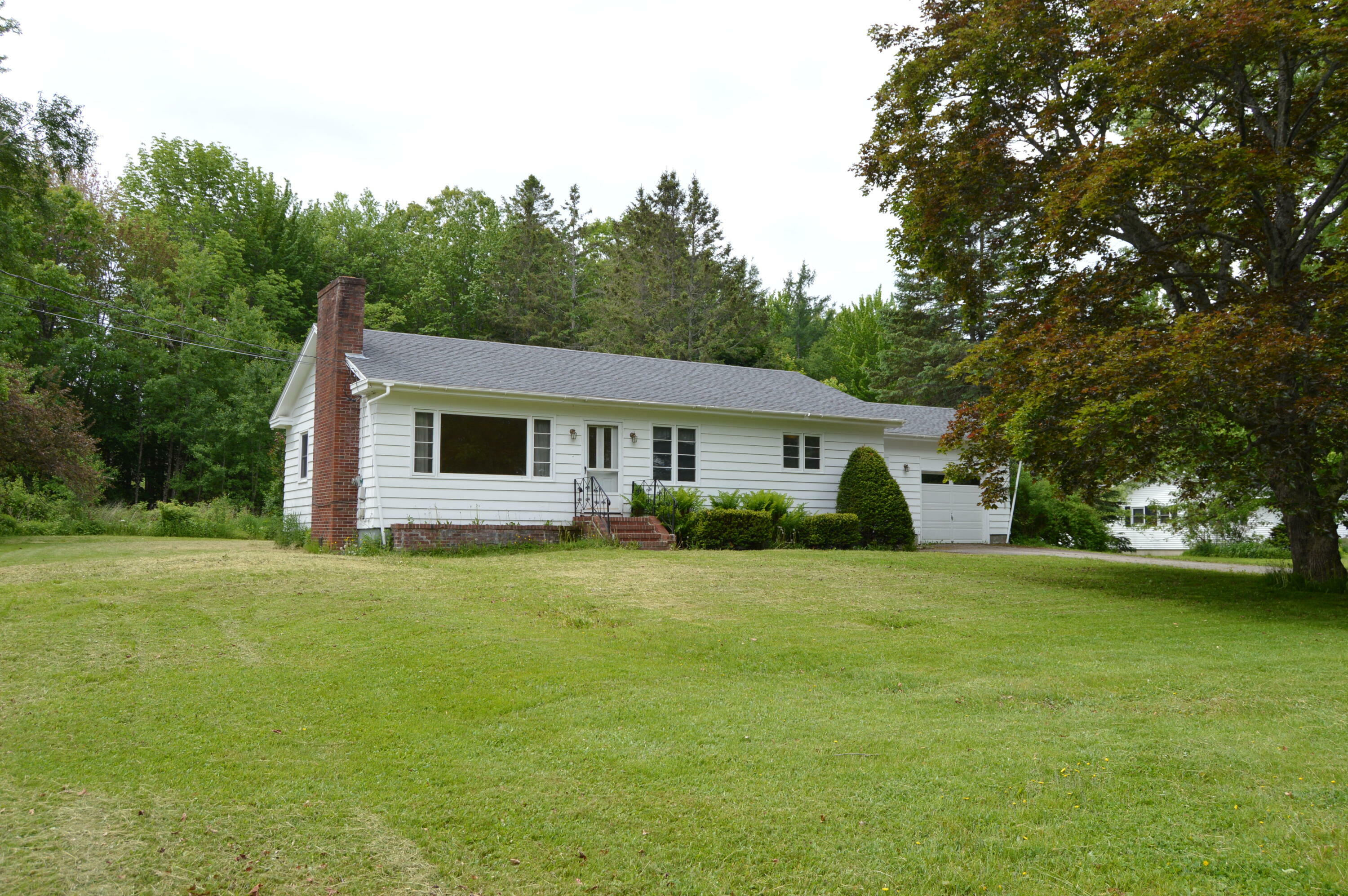 Property Photo:  147 Kennebec Road  ME 04444 