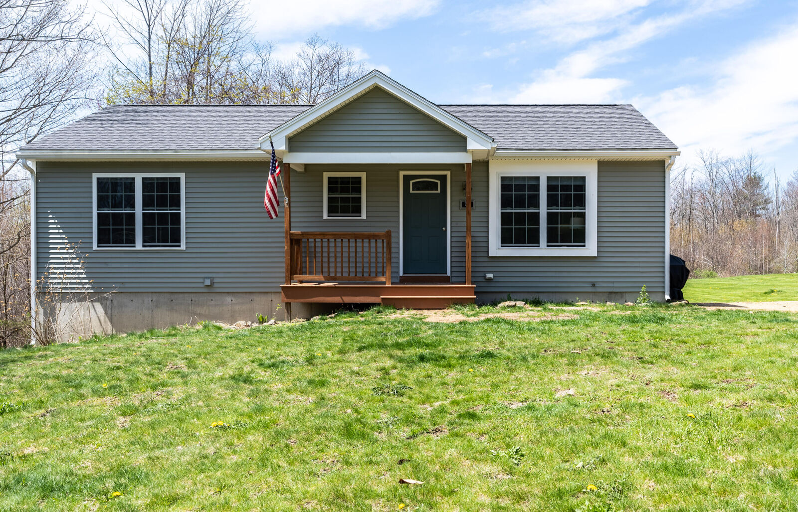 Property Photo: 201 Bauneg Beg Road ME 04073