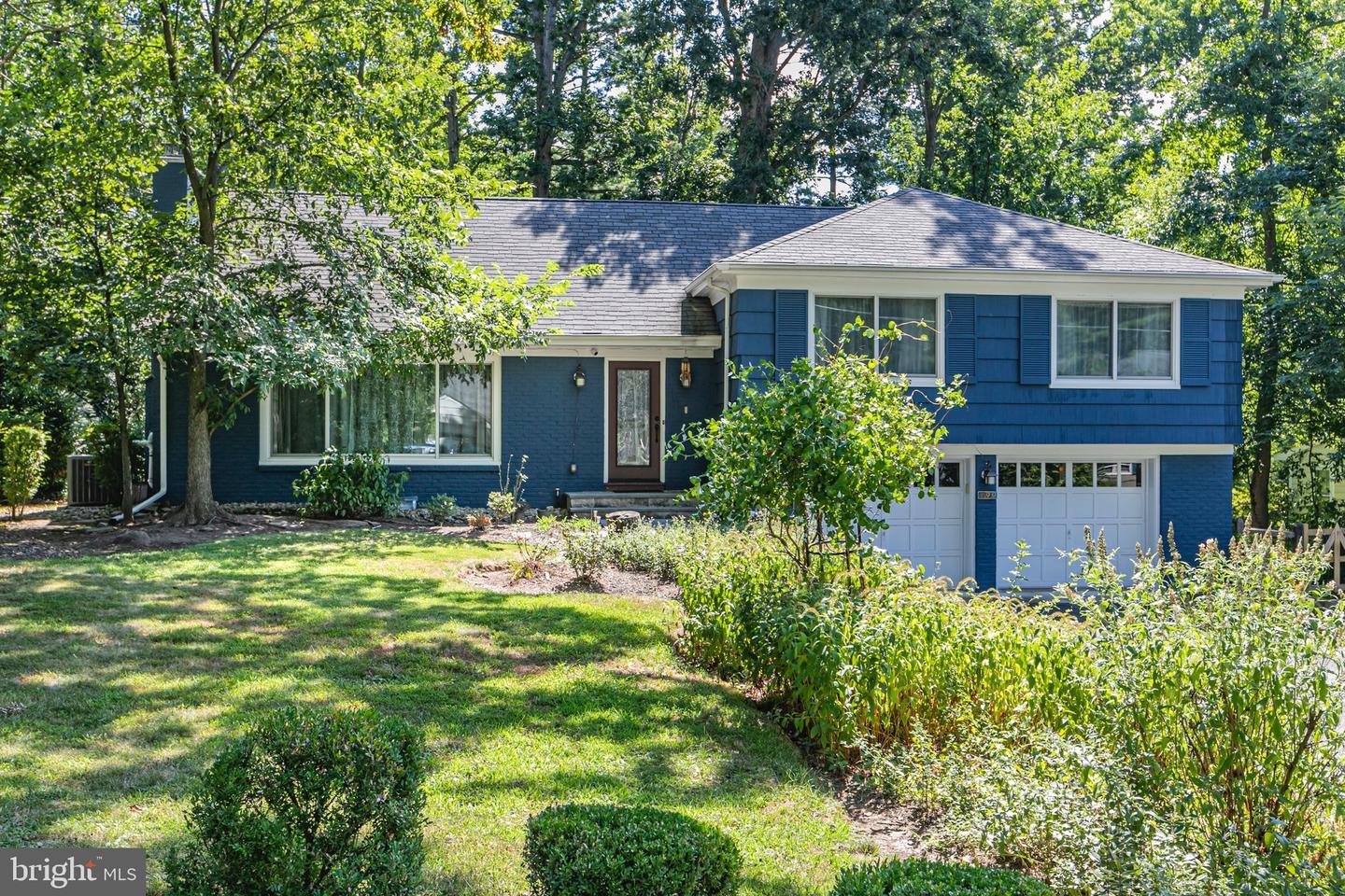 Property Photo: 199 Laurel Circle NJ 08540