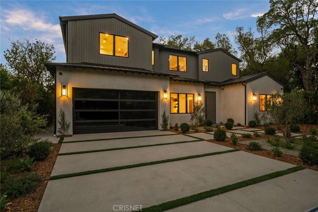 Property Photo:  4557 Morse Avenue  CA 91604 