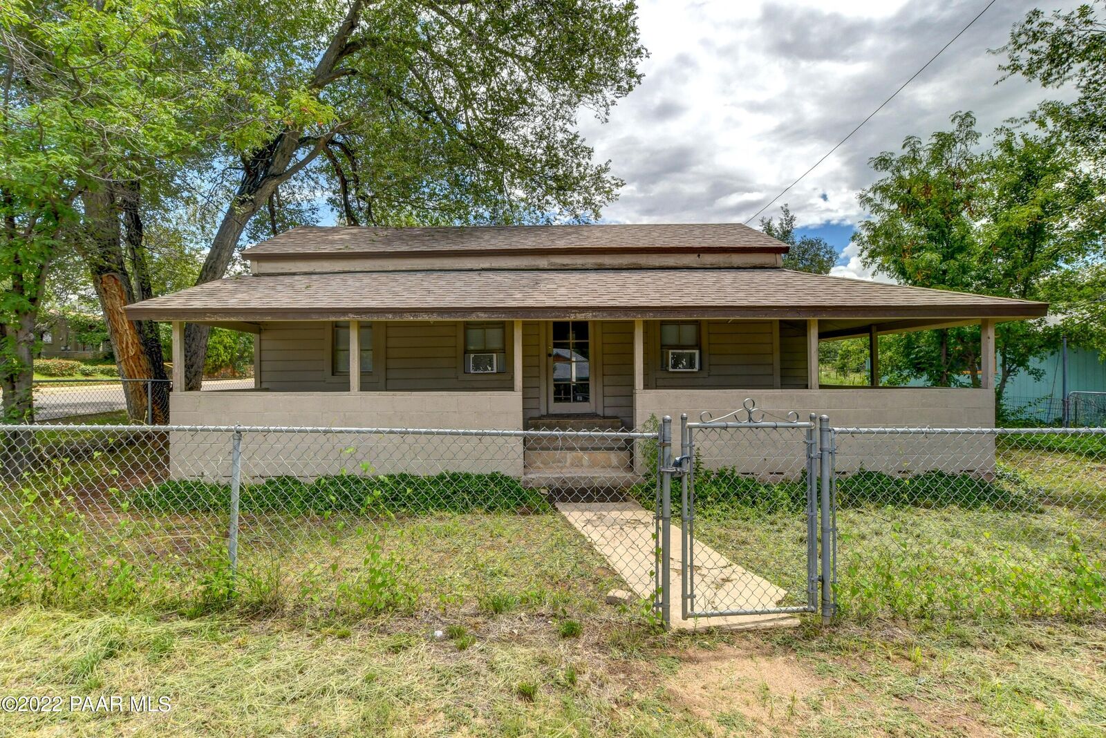 Property Photo: 445 Campbell Street AZ 86301