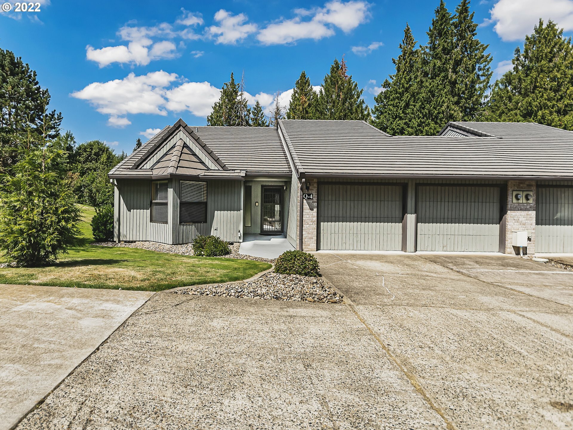 Property Photo: 3300 NE 164th St Q4 WA 98642