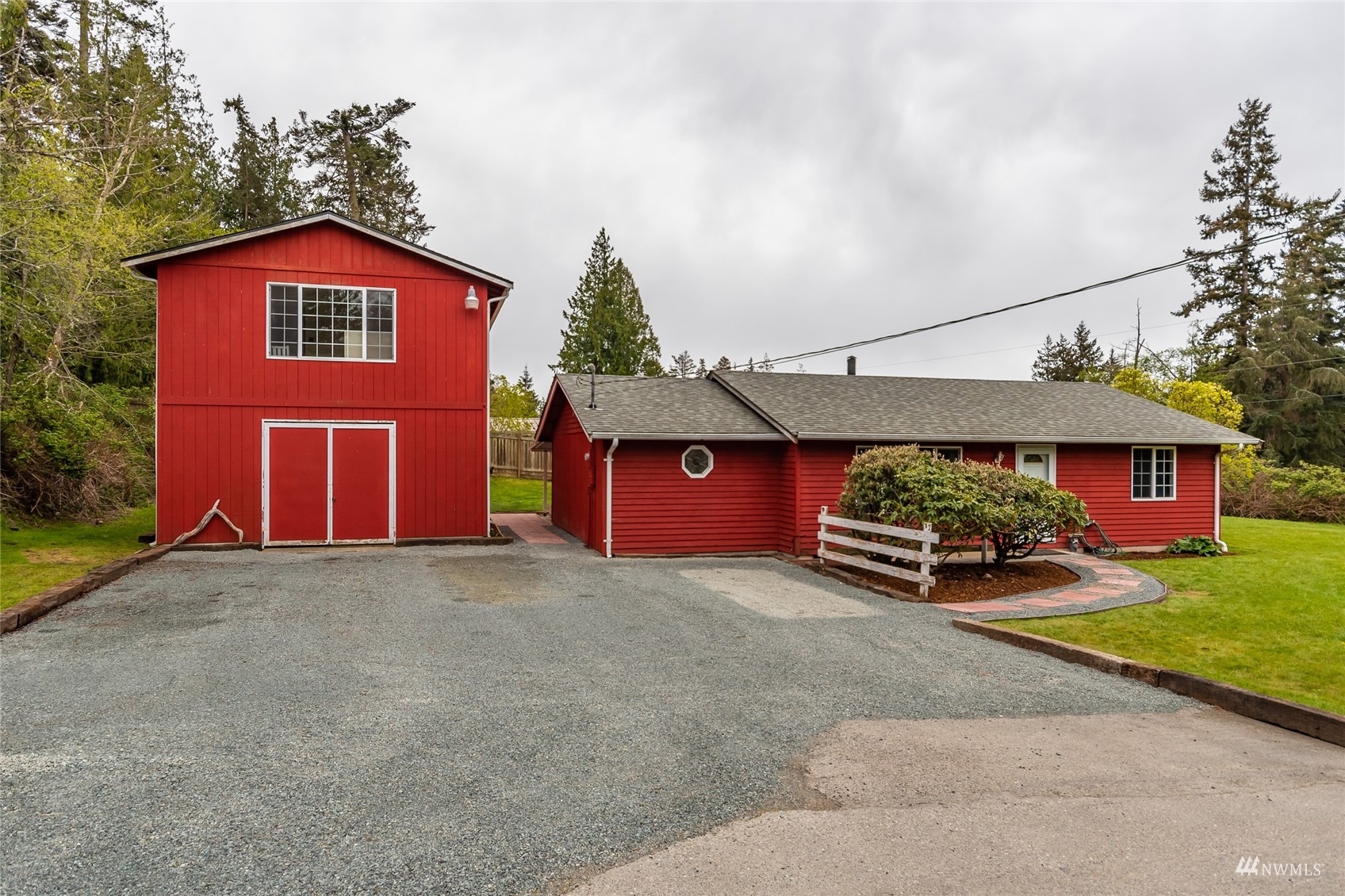 Property Photo:  3207 S Harborview Drive  WA 98260 