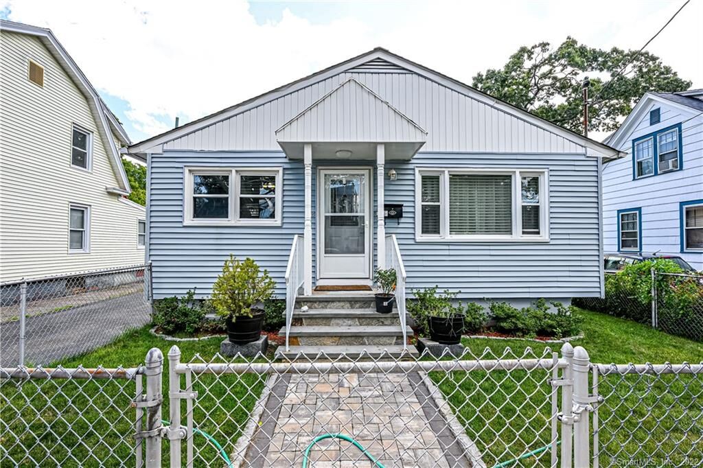 Property Photo:  88 Marshall Street  CT 06516 