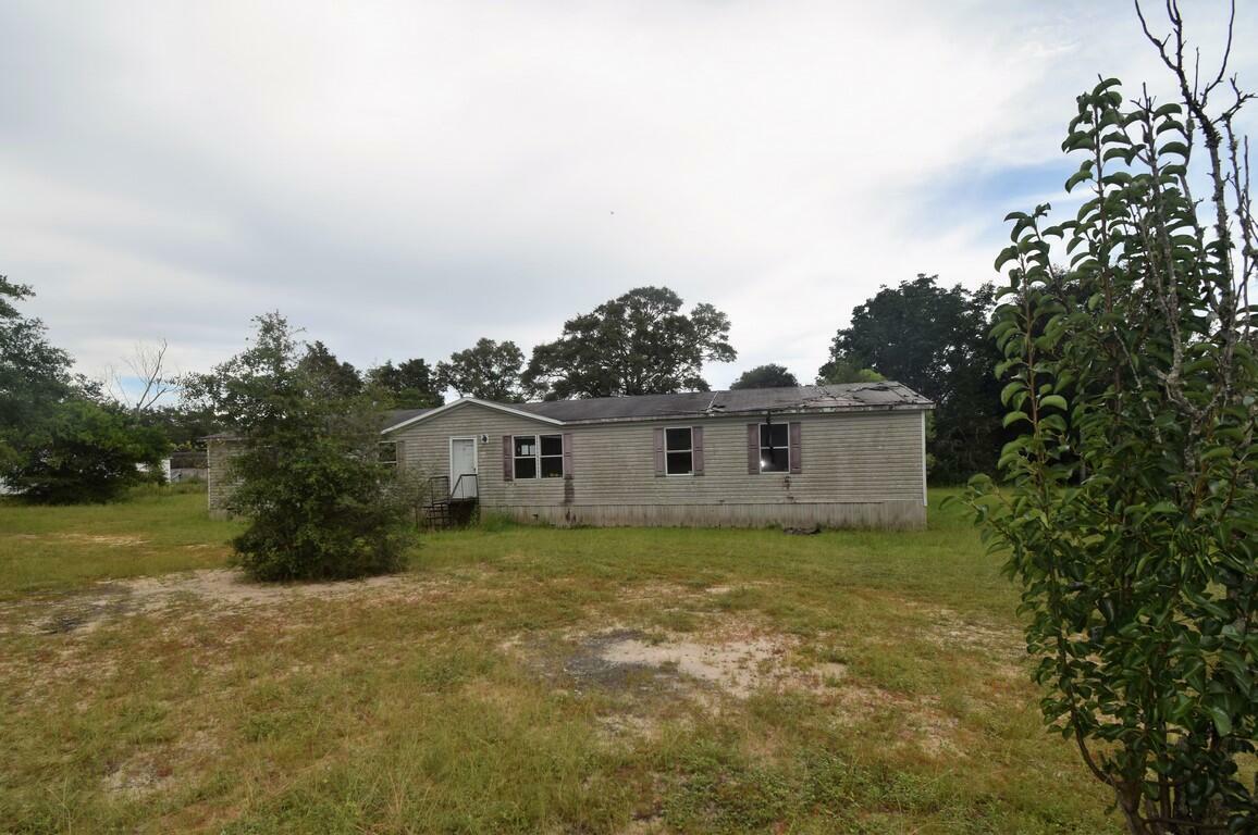 Property Photo:  1032 Whitehead Drive  FL 32564 