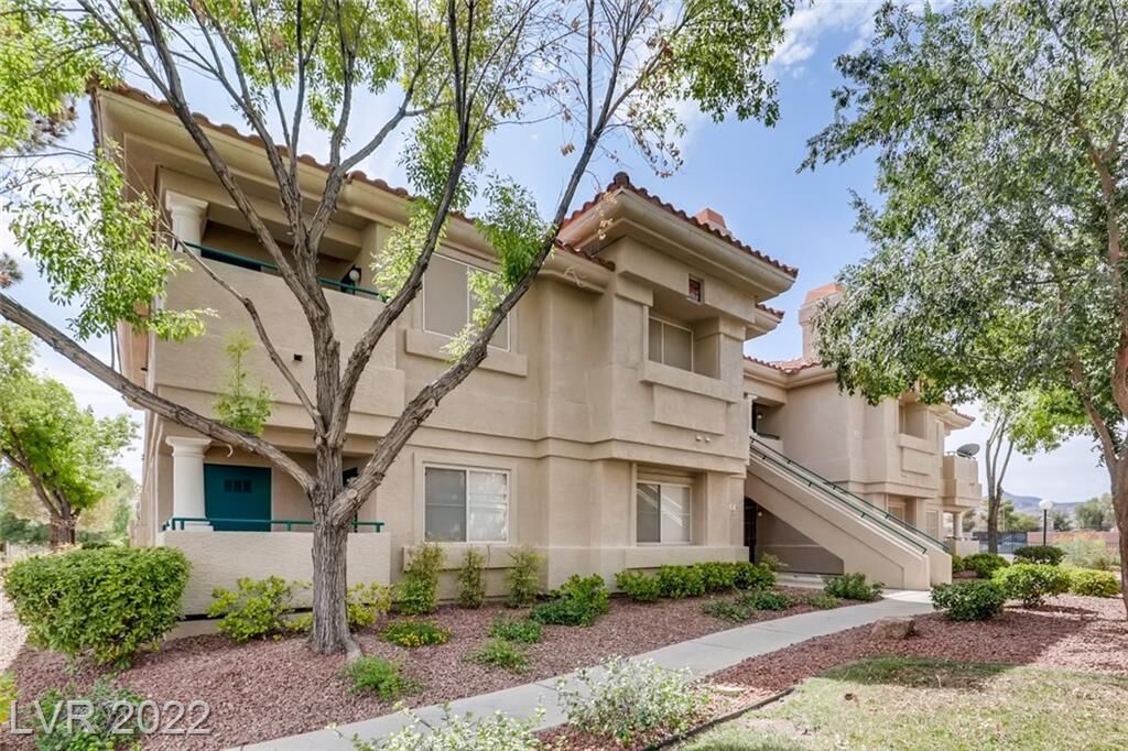 Property Photo: 1507 Dallas Terrace 193 NV 89014
