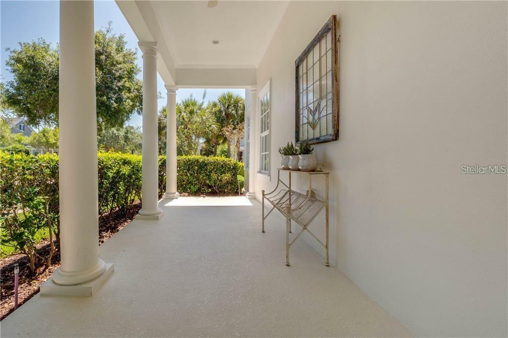 Property Photo:  933 Greenlawn Street  FL 34747 