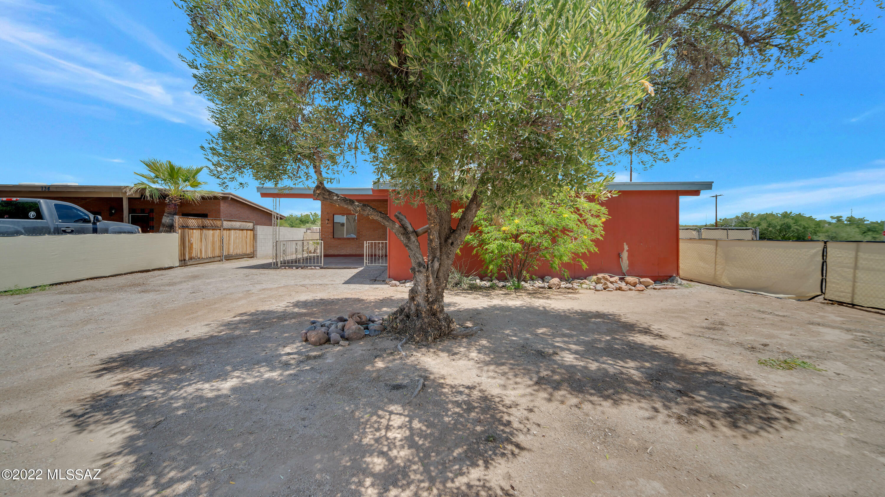 Property Photo:  732 W Holladay Drive  AZ 85706 