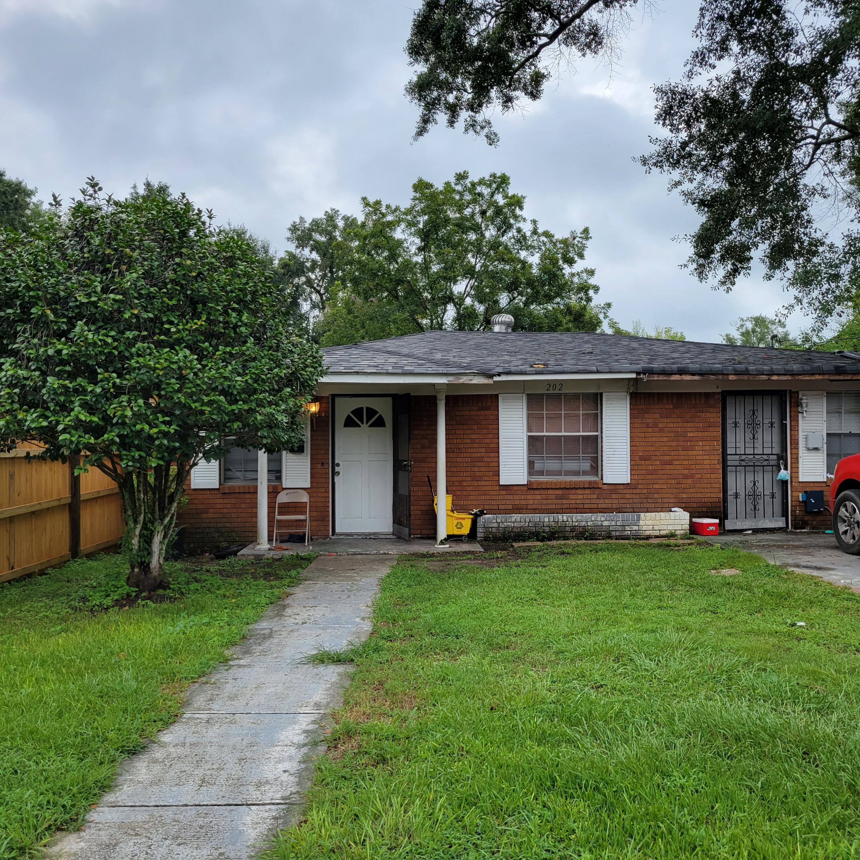 Property Photo:  202 J D Randolph St.  MS 39401 