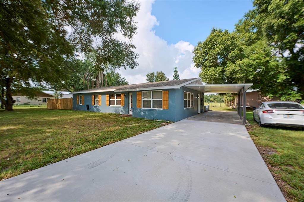 Property Photo:  2825 Nursery Road  FL 33859 