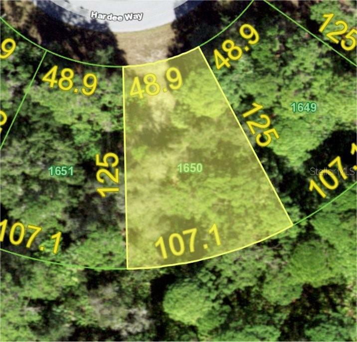 Property Photo: 139 Hardee Way FL 33947