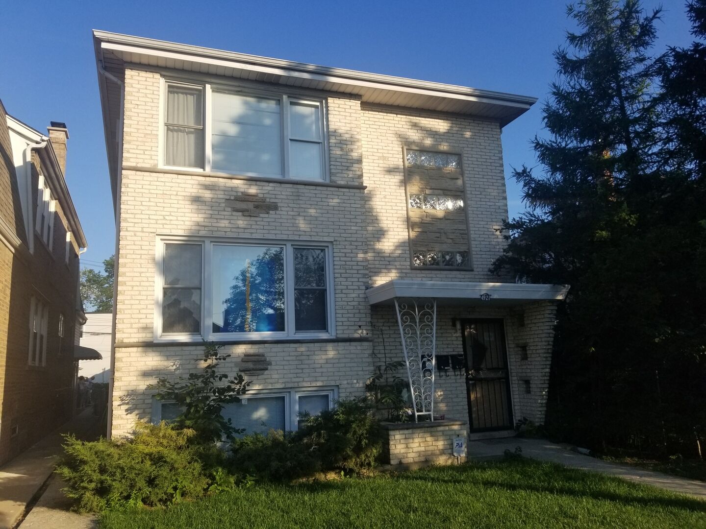 Property Photo:  4921 N Kilpatrick Avenue G  IL 60630 