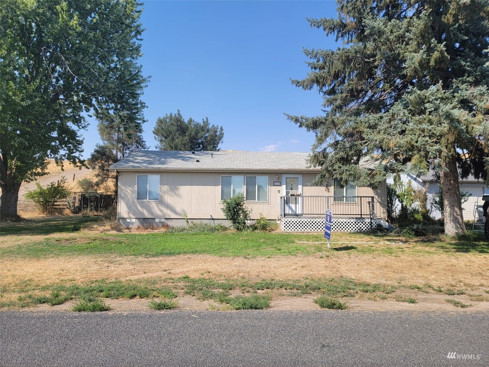 Property Photo:  2598 Dell Avenue  WA 99362 