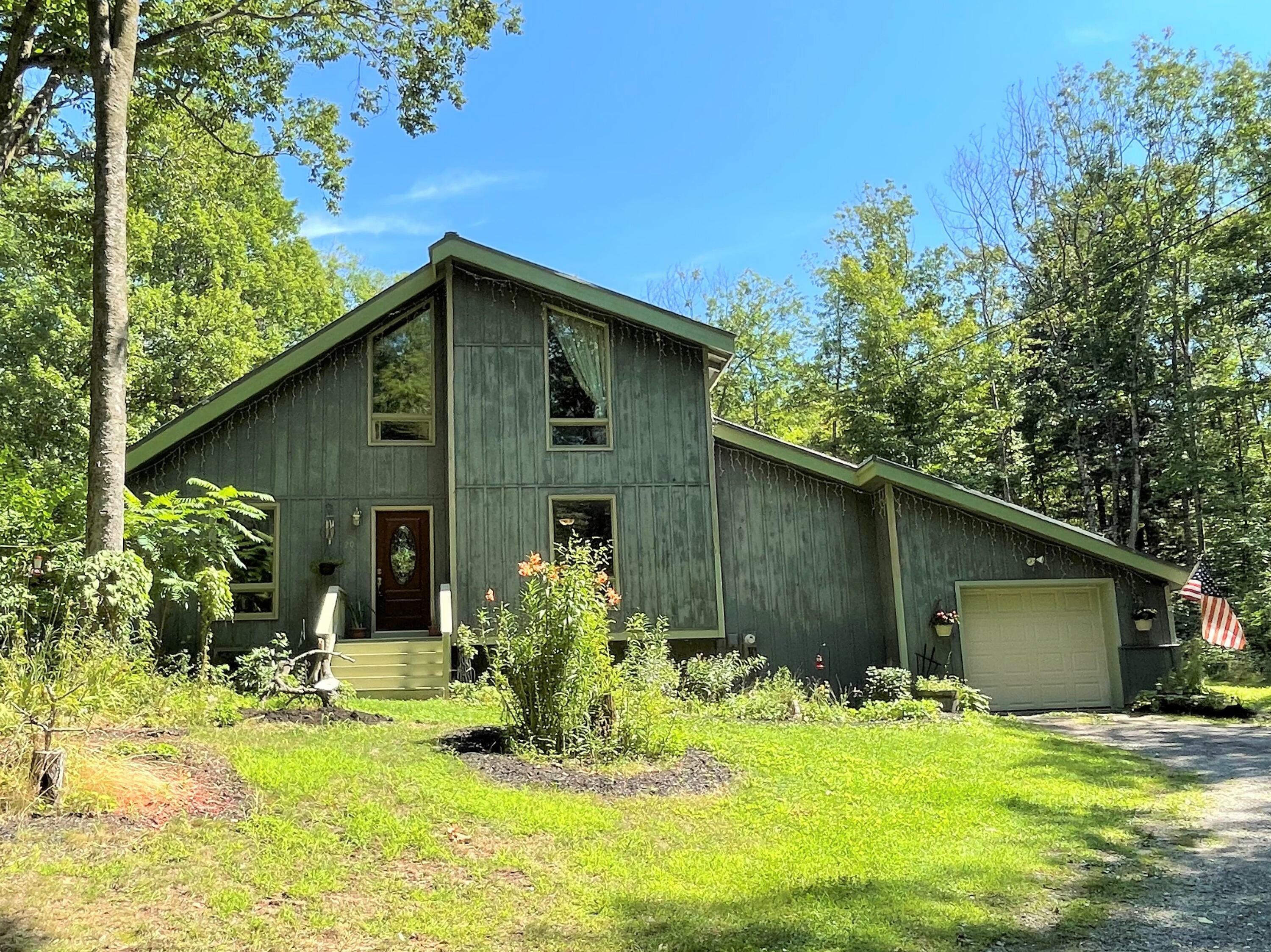 Property Photo: 20 Abenaki Way ME 04282