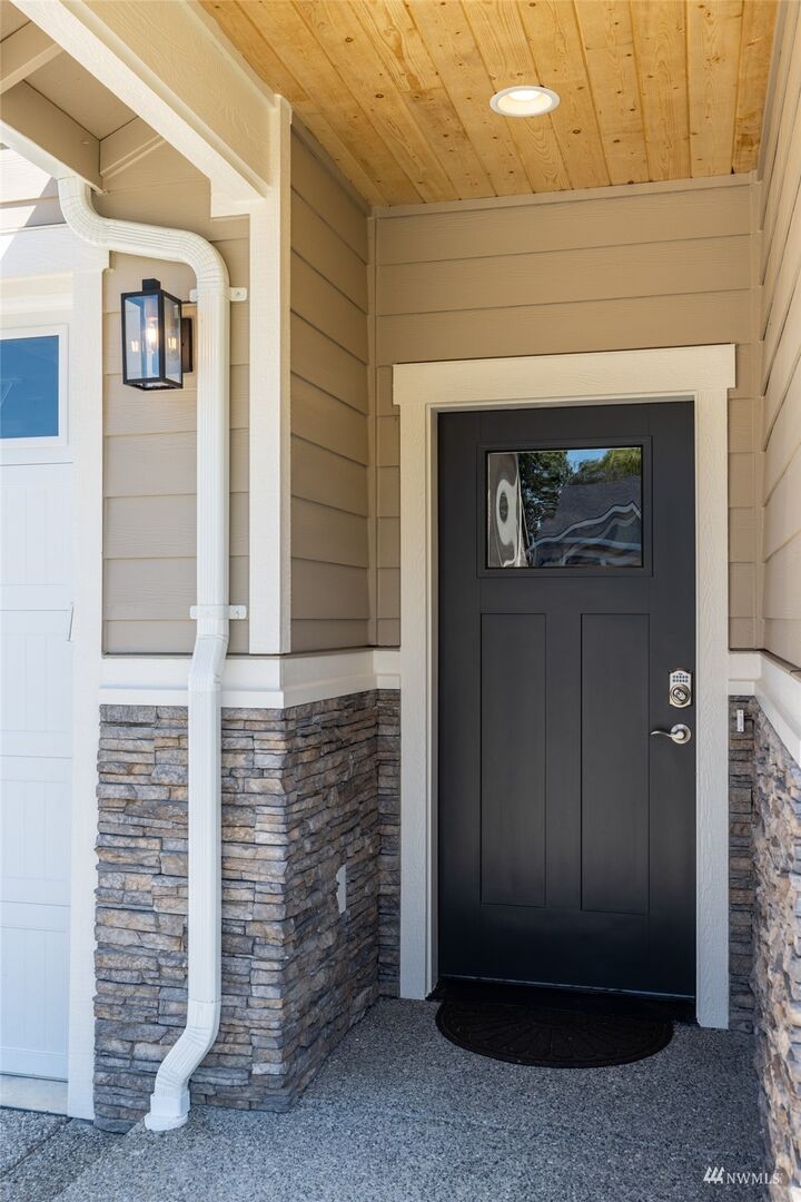 Property Photo:  751 Parkland Loop  WA 98284 