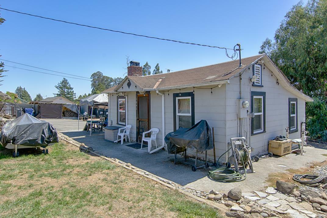 Property Photo:  1041 Amesti Road  CA 95076 