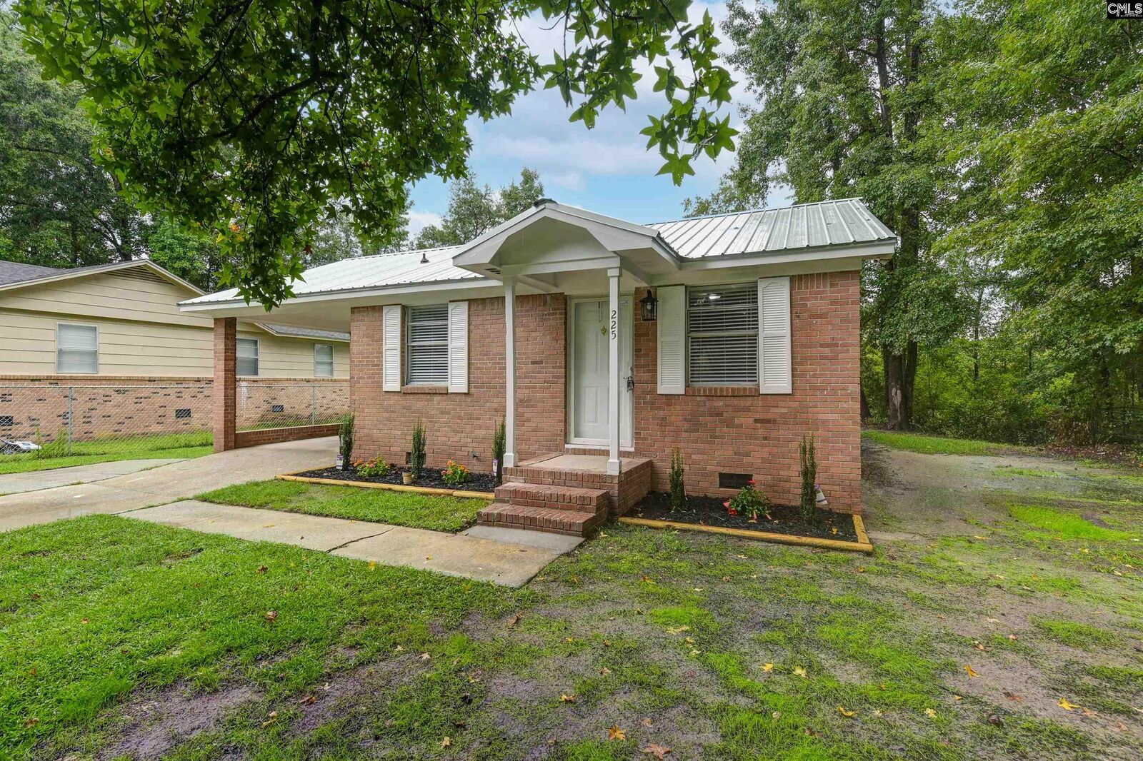 Property Photo: 225 Nikon SC 29172