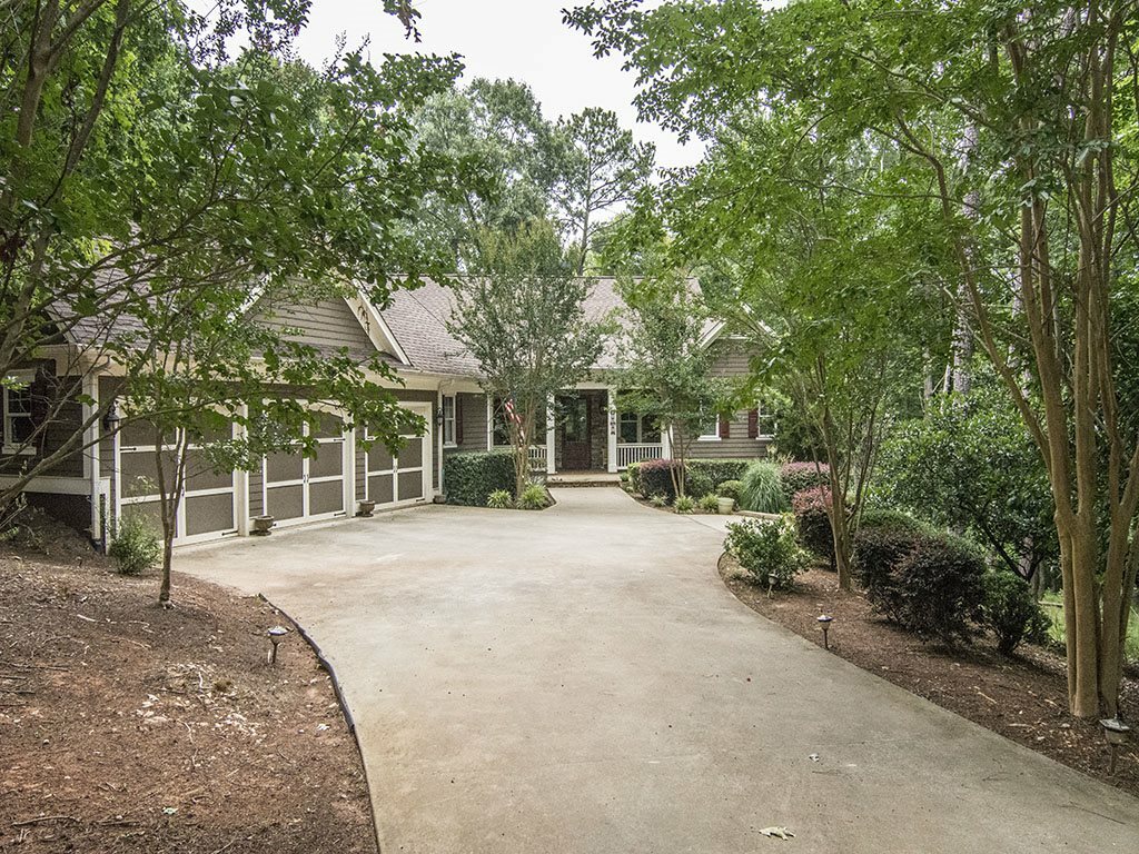 Property Photo: 1031 Callahans Ridge Road GA 30642-5203