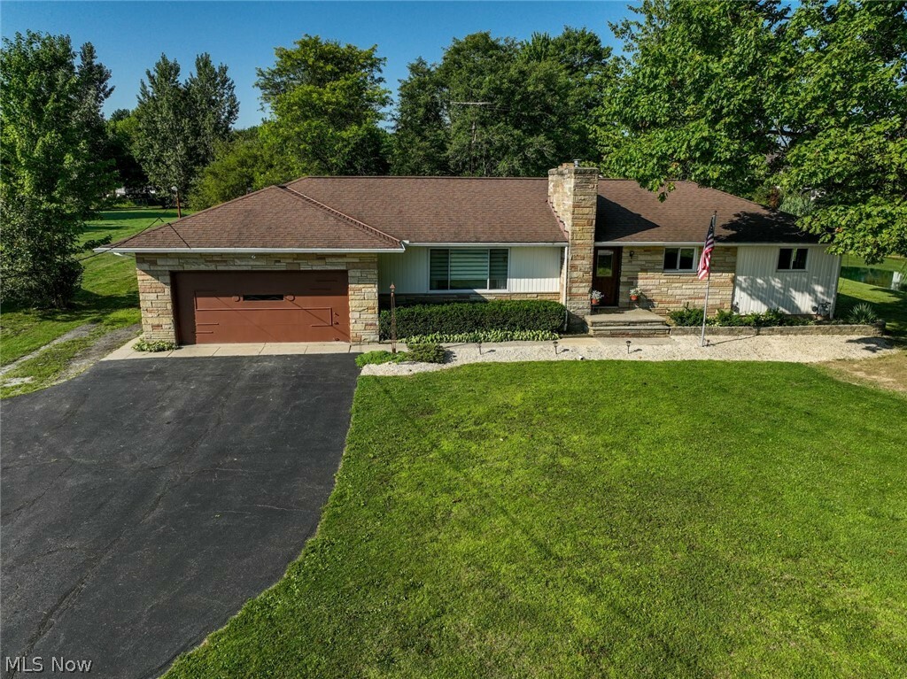35830 Aurora Road  Solon OH 44139 photo