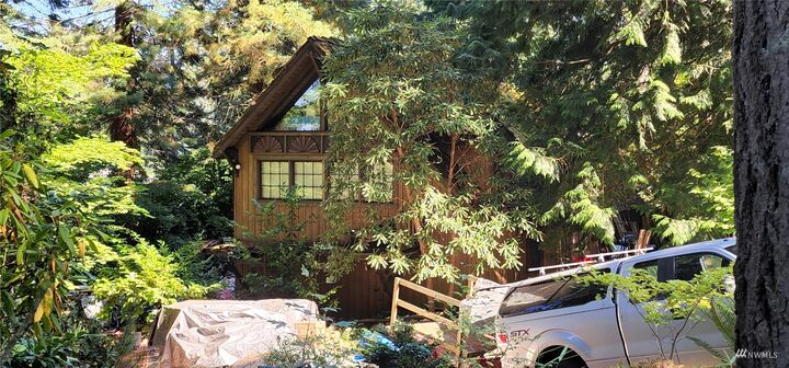 Property Photo:  17239 Greenwood Place N  WA 98133 