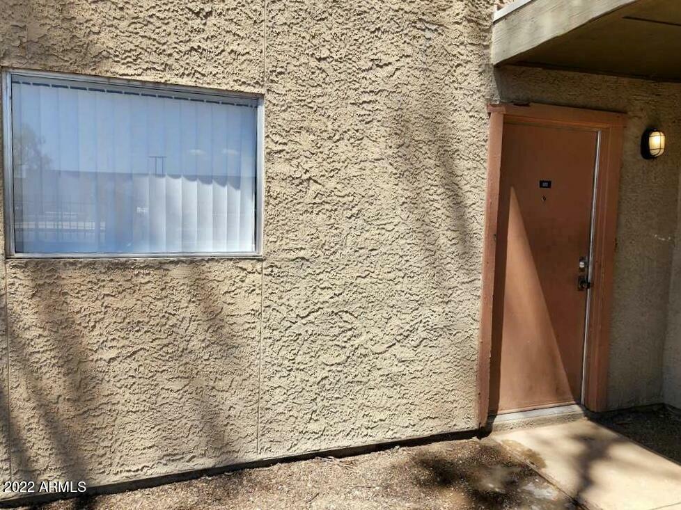 Property Photo: 2844 E Monte Cristo Avenue 102 AZ 85032