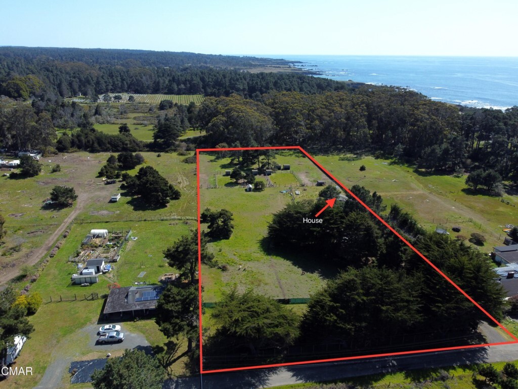 Property Photo: 33301 Pacific Way CA 95437