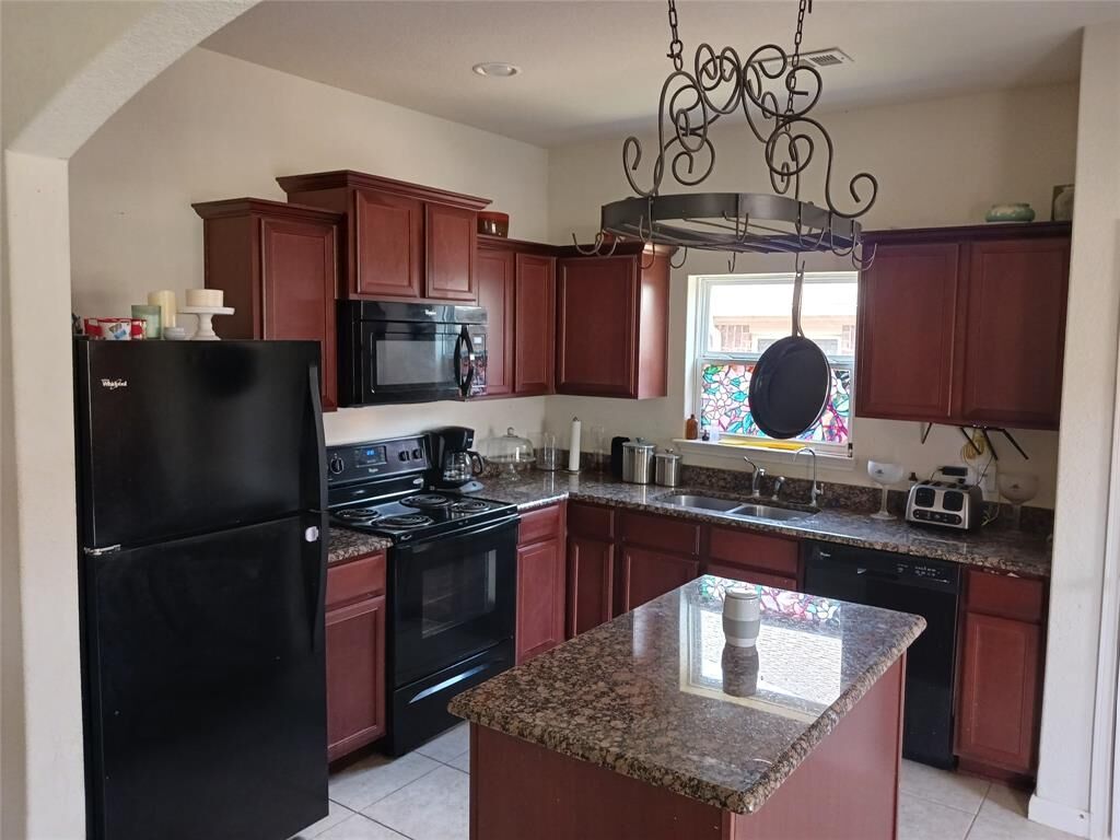 Property Photo:  2138 Sable Wood Drive  TX 75409 