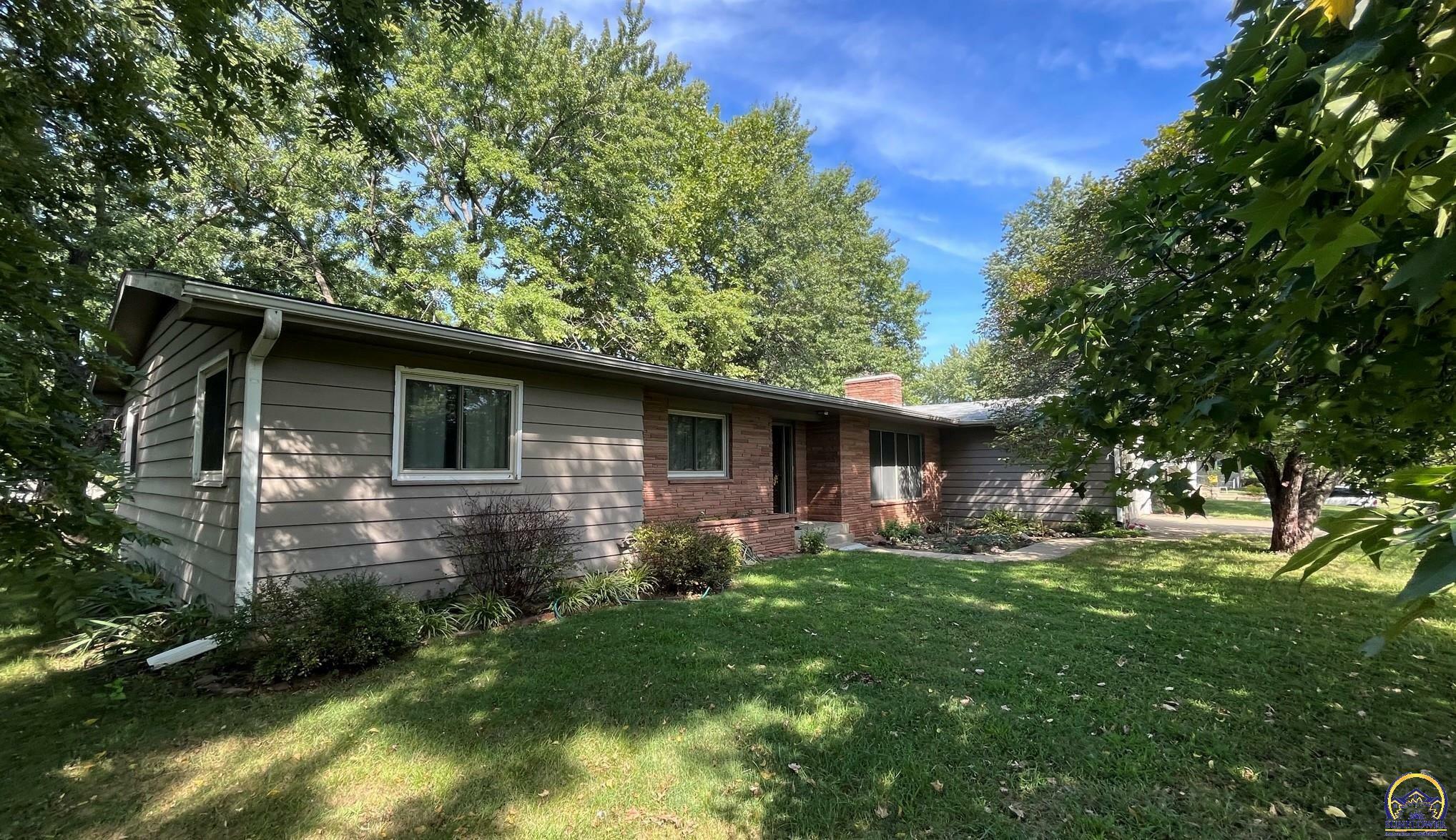 Property Photo:  4115 NE Wenonah Rd  KS 66617 