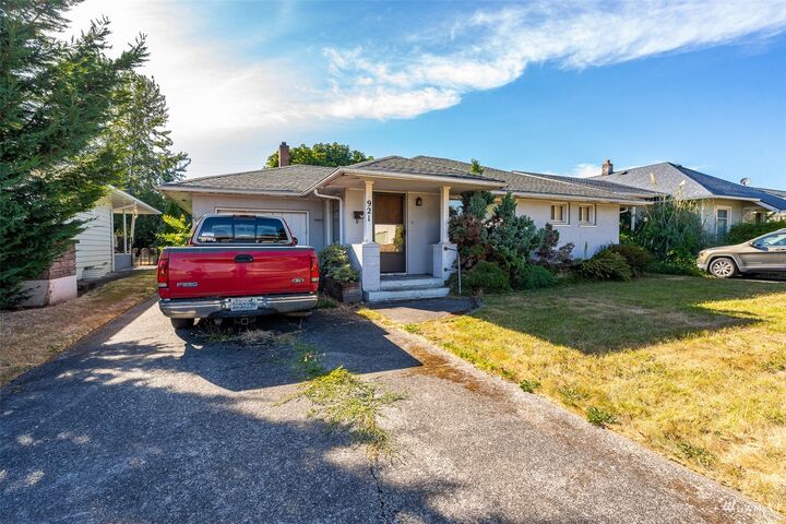 Property Photo: 921 J Street WA 98531