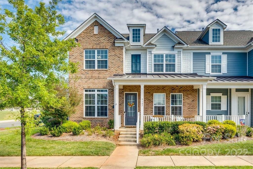 Property Photo: 9107 Gladden Hill Lane NC 28134