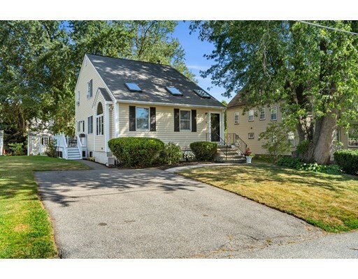 Property Photo: 18 Fernwood St MA 01845