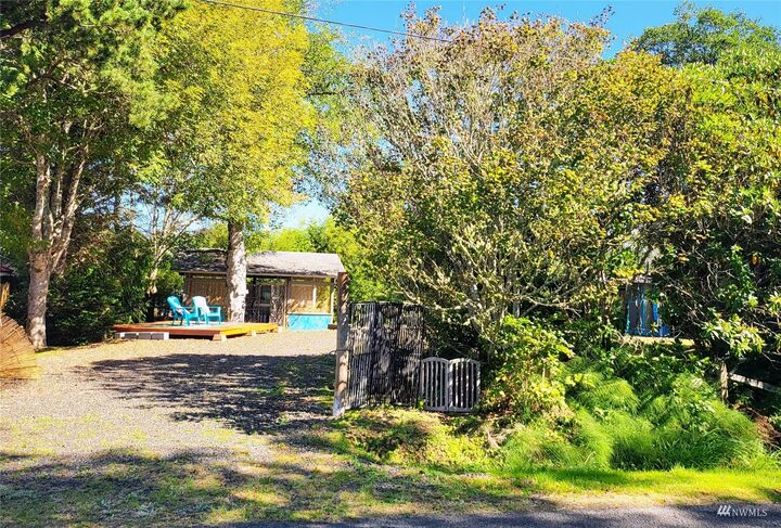 Property Photo:  1666 First Avenue  WA 98547 