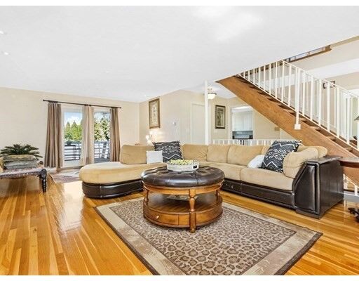 Property Photo:  43 Hammond Pond Parkway 43  MA 02467