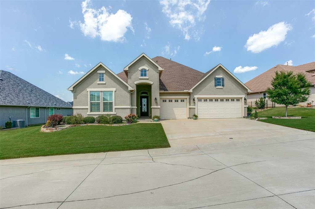 Property Photo:  11828 Willet Way  TX 76207 