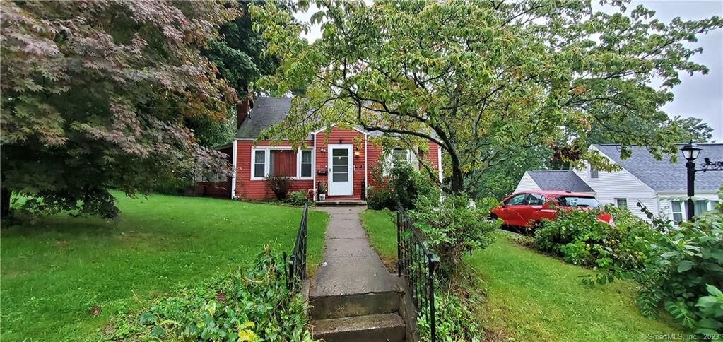 Property Photo:  15 Cardinal Lane  CT 06708 