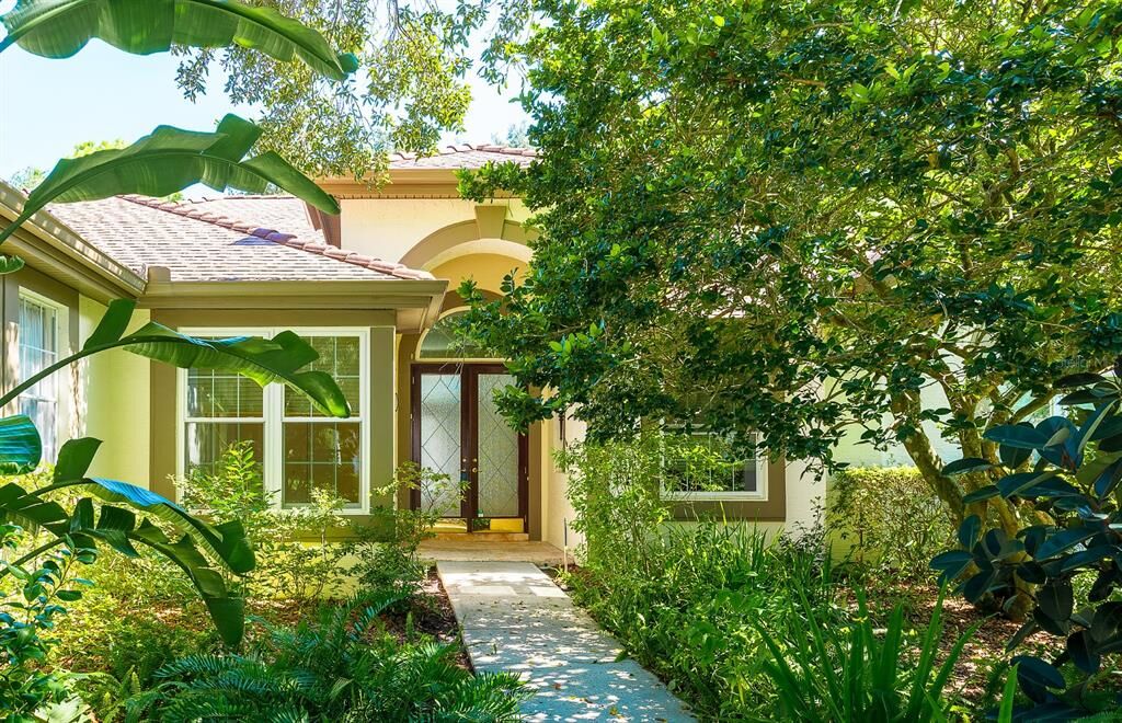 Property Photo: 18909 Saint Laurent Drive FL 33558