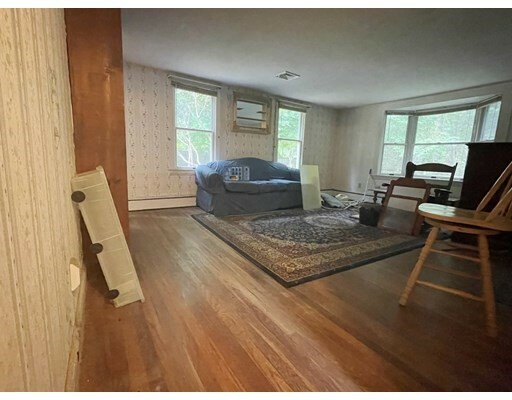 Property Photo: 633 Main St MA 02050