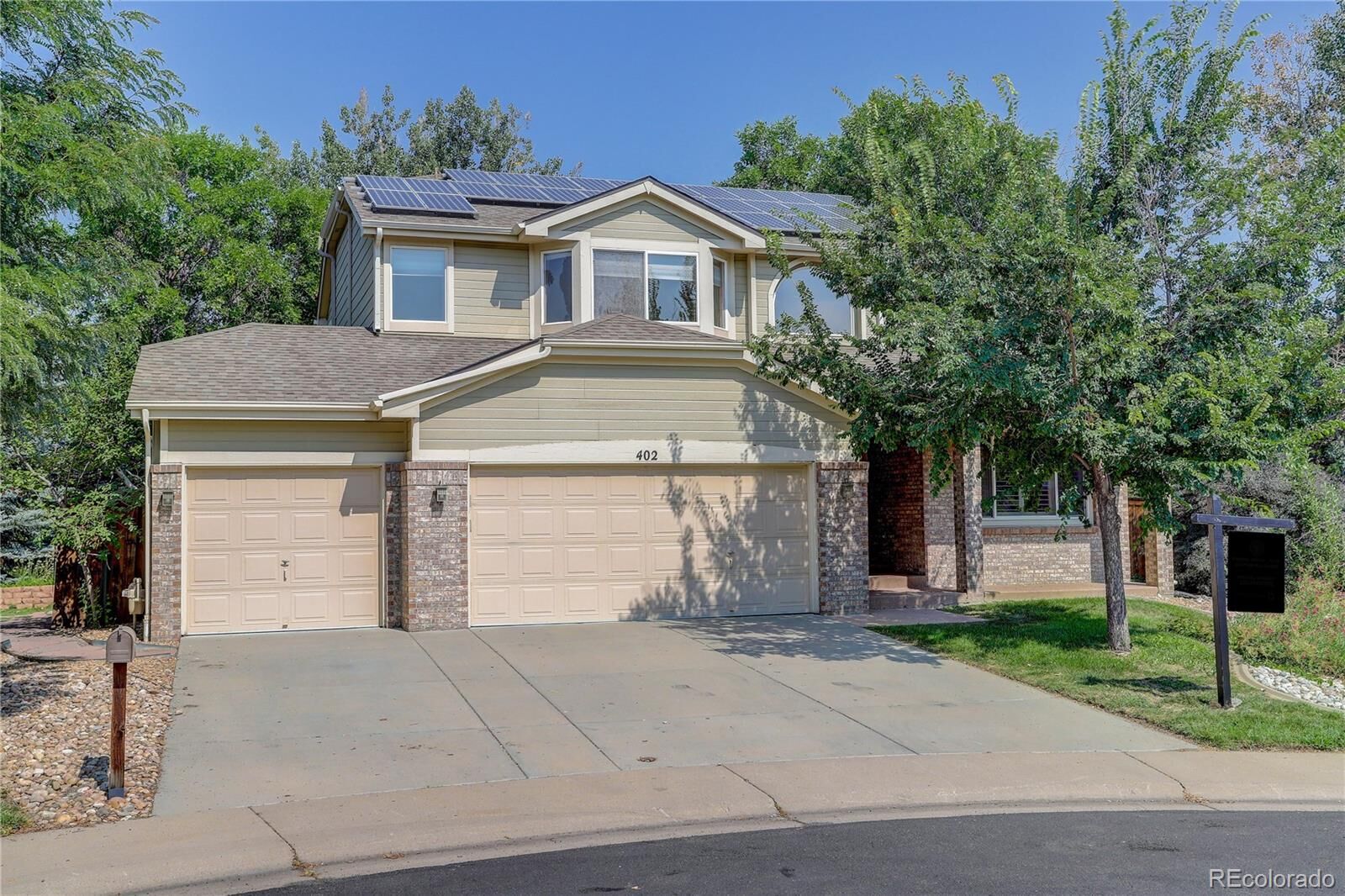 Property Photo:  402 Orchard Way  CO 80027 