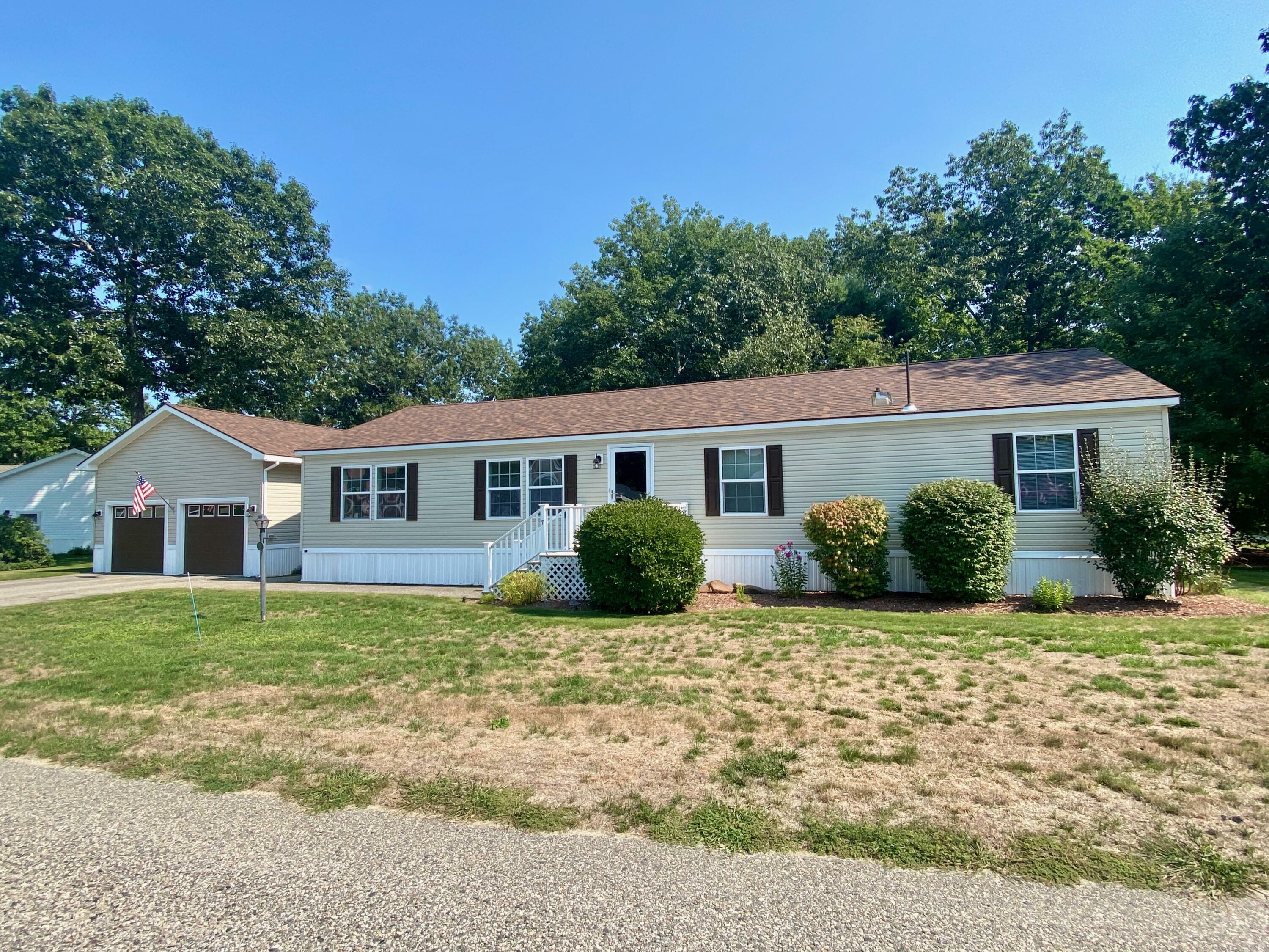 Property Photo: 7 Candlewood Drive ME 04002
