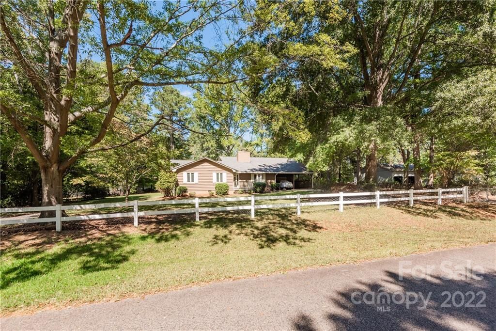 Property Photo: 4562 Windstone Court SC 29732